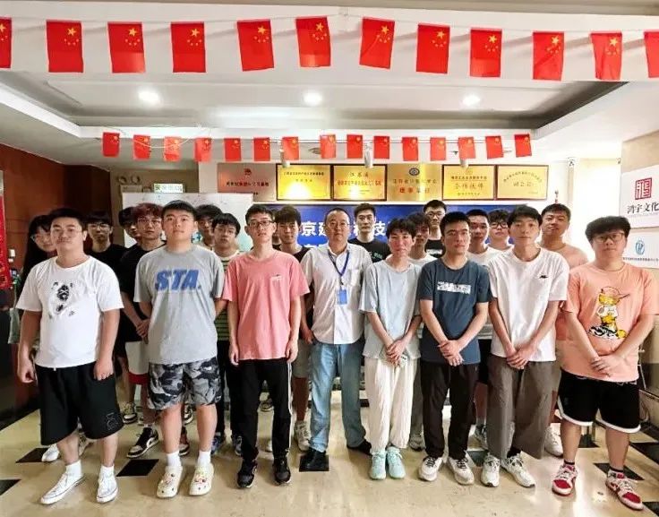 近期結班留影 | 百尺竿頭，更進一步，加